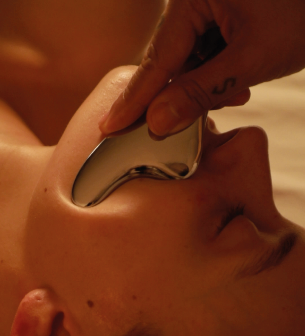 Masaje + Yoga Facial